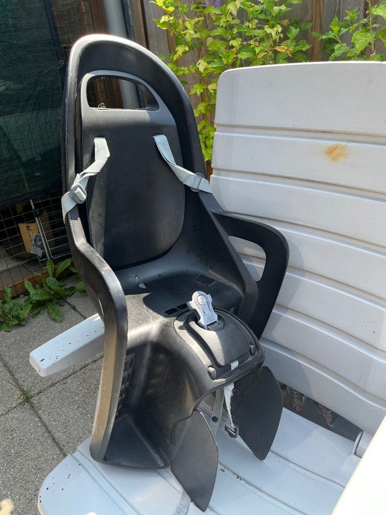 Polisport fietsstoel, Fietsen en Brommers, Fietsaccessoires | Fietsstoeltjes, Achterzitje, Gebruikt, Ophalen of Verzenden, 9 t/m 36 kg