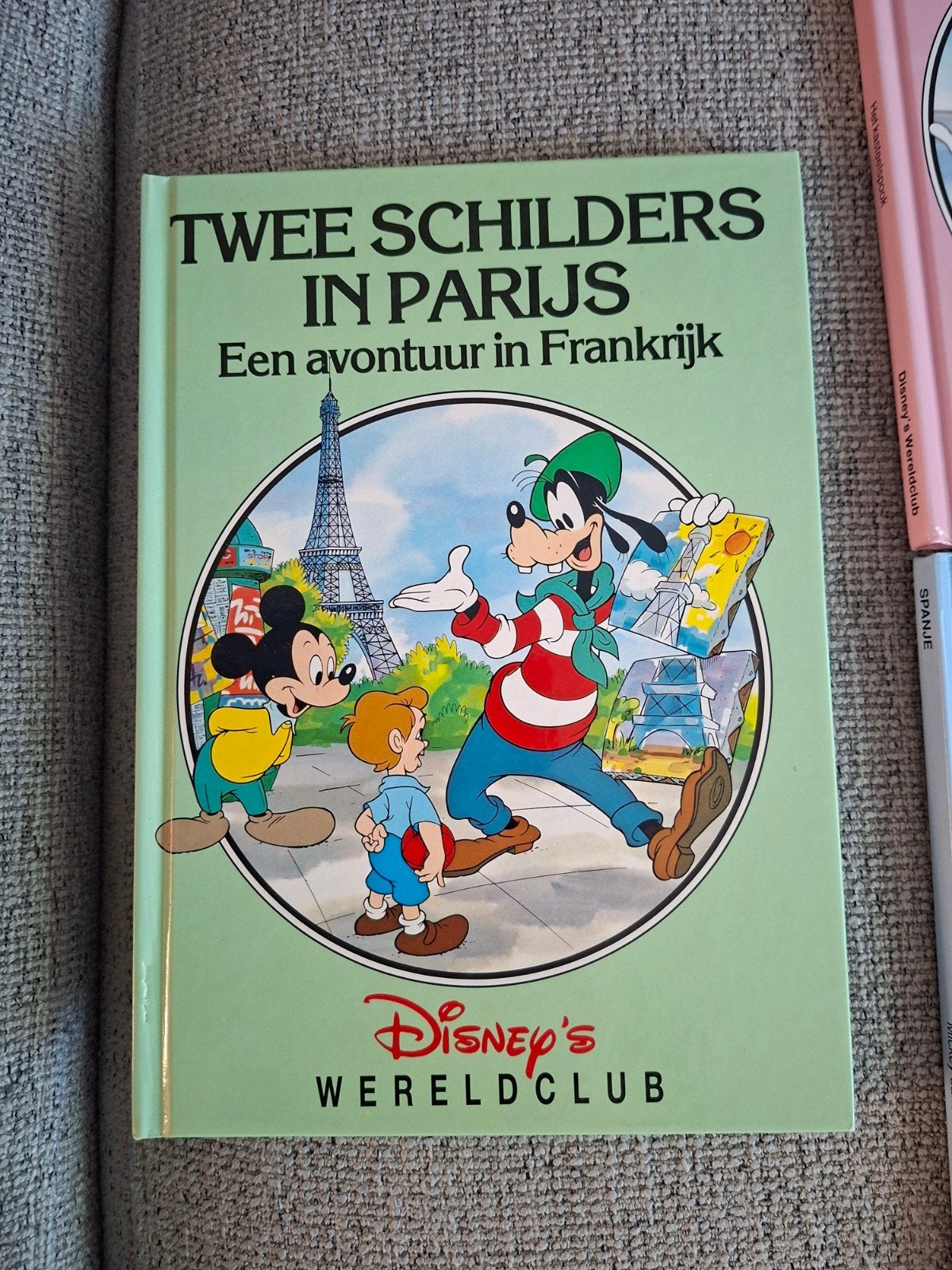 Disney wereldclub boeken, Ophalen of Verzenden, Zo goed als nieuw