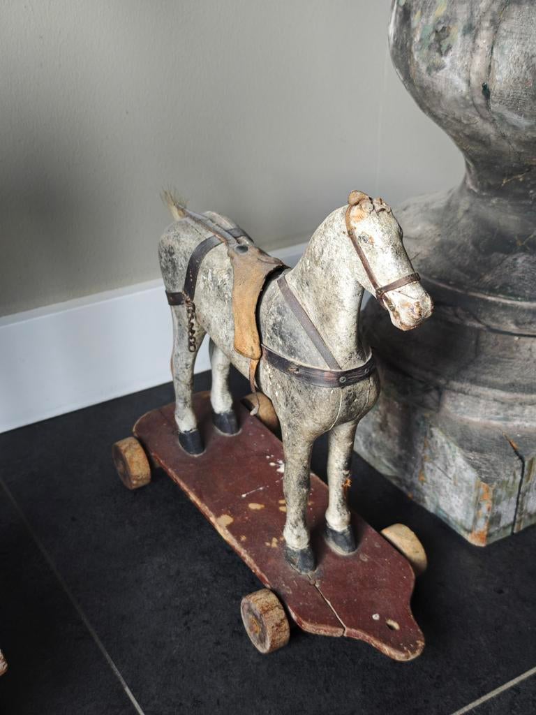 Vintage Speelgoed Paard op Wielen - Mooie Sleetse Staat, Ophalen of Verzenden