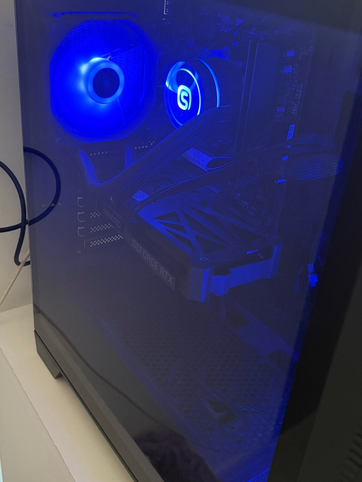 Gebruikte Game pc (1defecte ventilator), 1 speler, Ophalen, Zo goed als nieuw, Vanaf 12 jaar