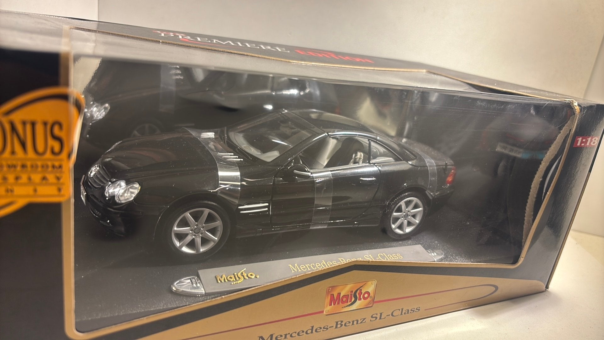 Mercedes benz sl class black maisto 1.18, Hobby en Vrije tijd, Maisto, Ophalen of Verzenden, A, A