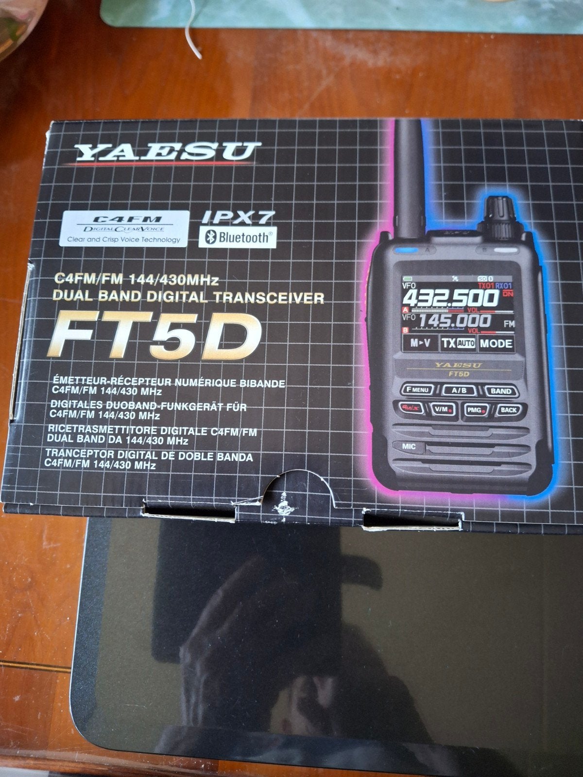 yaesu ft 5d, Ophalen of Verzenden, Zo goed als nieuw, Zender en Ontvanger