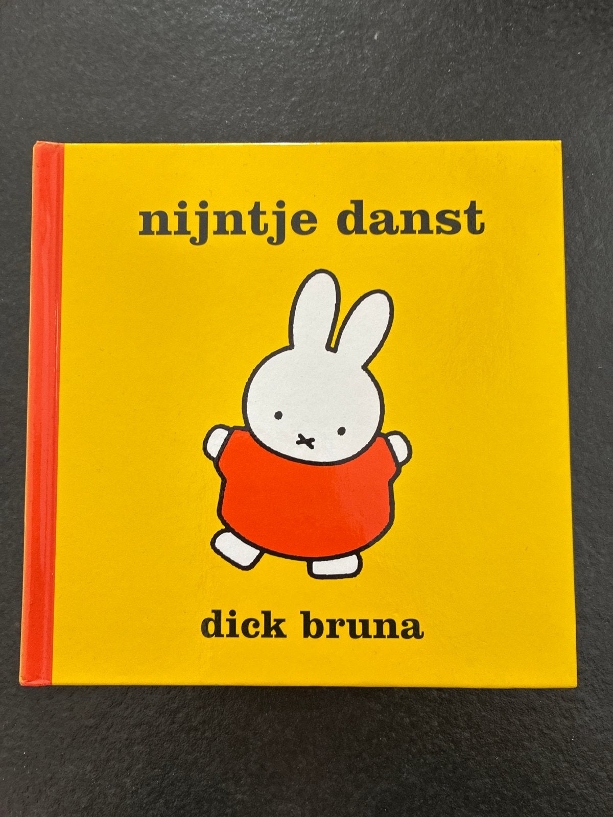 Nijntje danst - Dick Bruna, Jongen of Meisje, Zo goed als nieuw, Gouden boekje, Ophalen of Verzenden