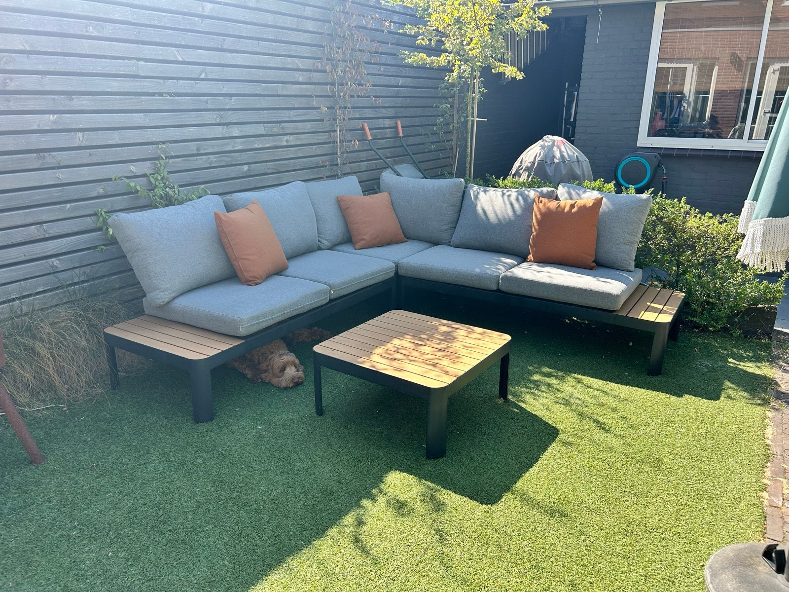 Loungeset Exterioo Vinci - Hoekbank met salontafel, Ophalen, 5 zitplaatsen, Gebruikt, Aluminium