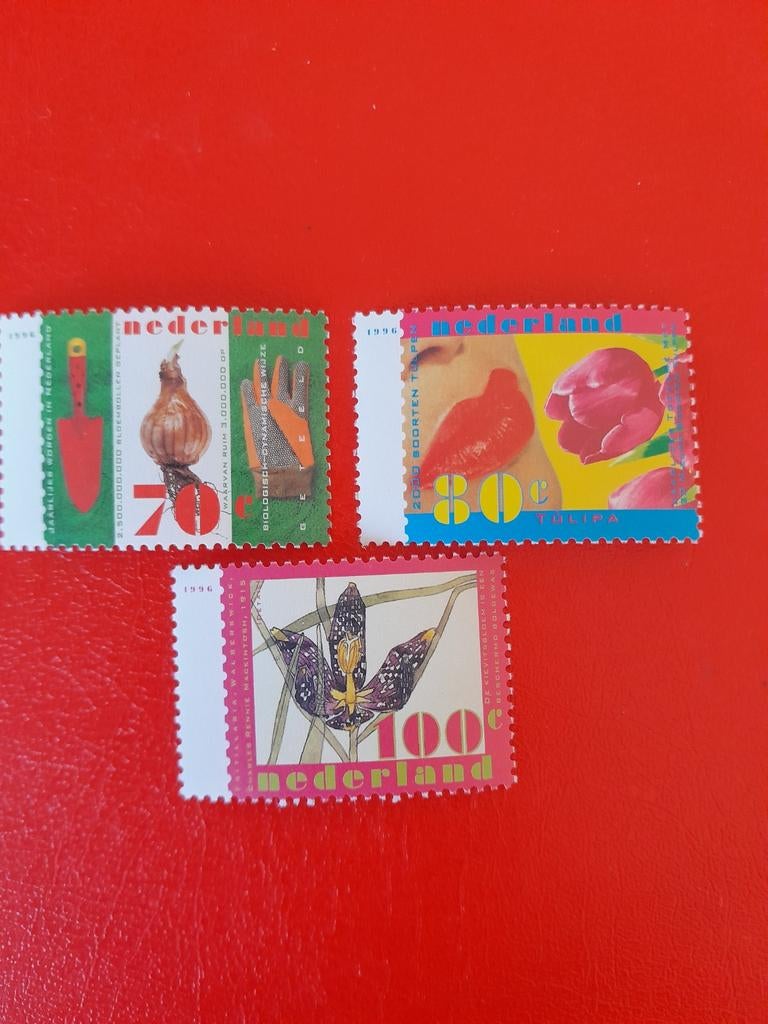 Postzegels Nederland (100), Ophalen of Verzenden