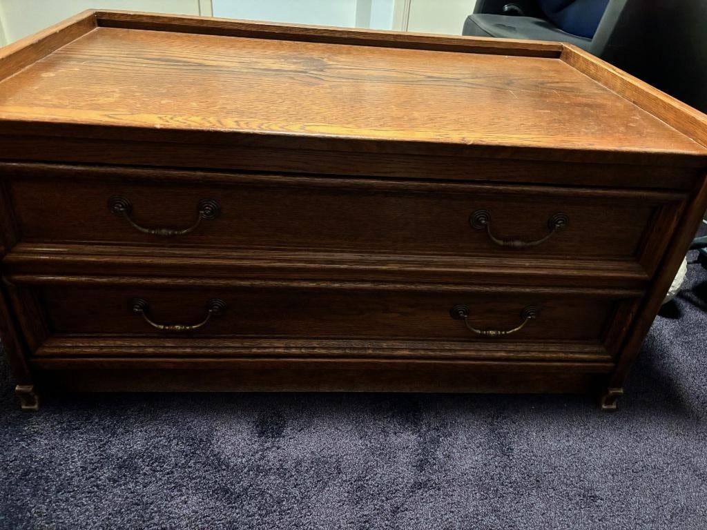 Houten dressoir, Ophalen