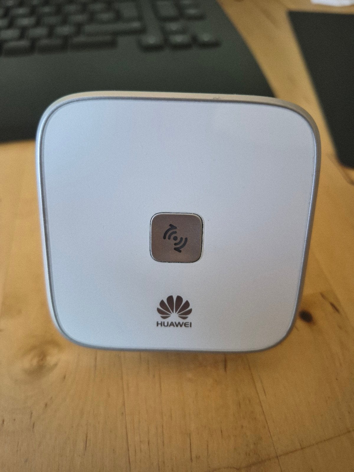Huawei WS322 300 Mbps Wireless Range Extender, Computers en Software, ., Ophalen of Verzenden, Zo goed als nieuw, .