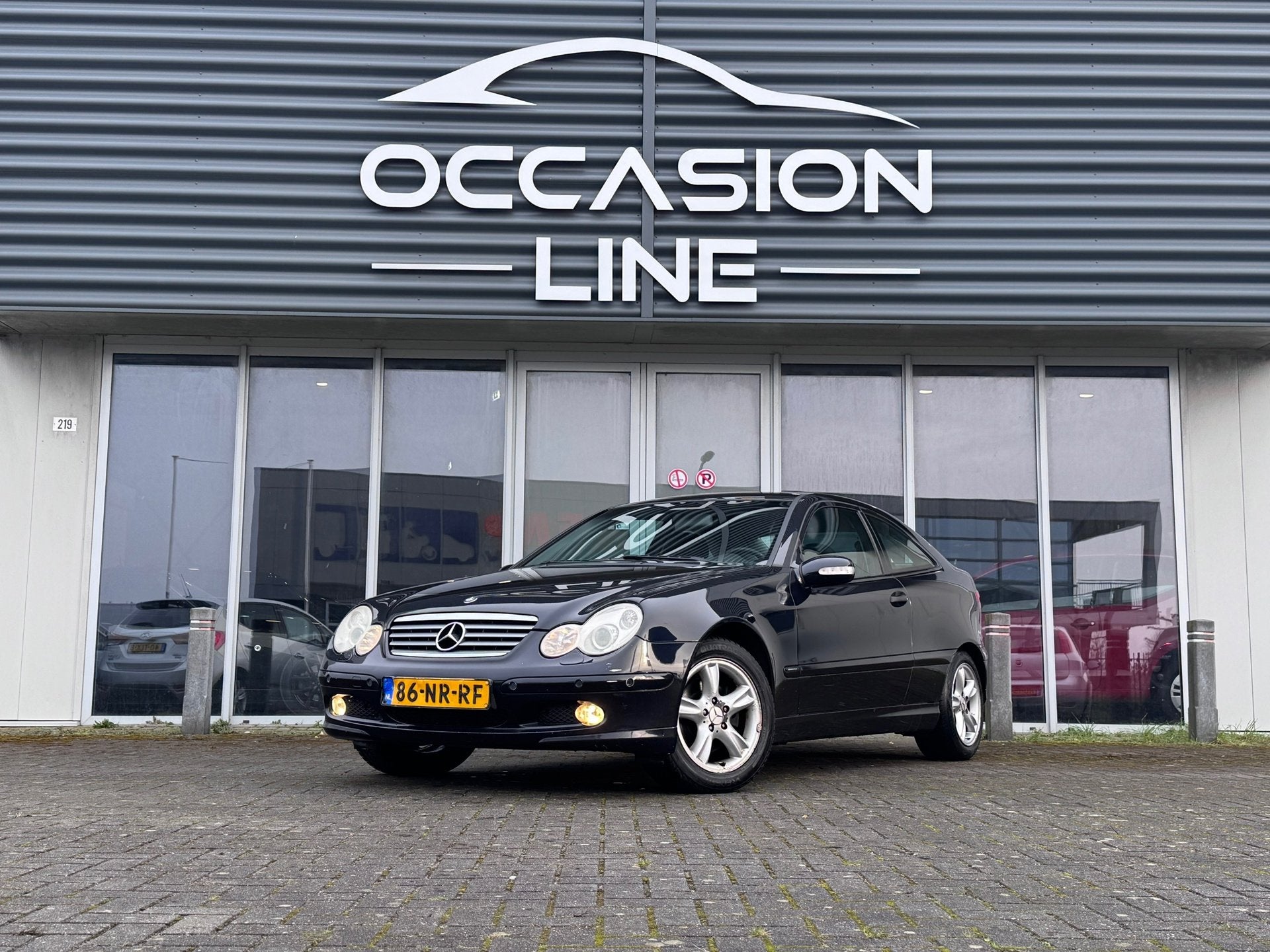 Mercedes-Benz C-klasse Sportcoupé 200 K. | Nwe Apk | Cruise, Auto's, Automaat, Gebruikt, 4 cilinders, 4 stoelen
