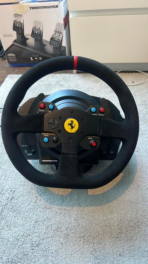 Thrustmaster t300rs gt ferrari alcantara, Ophalen, Zo goed als nieuw, Stuur of Pedalen, PlayStation 4