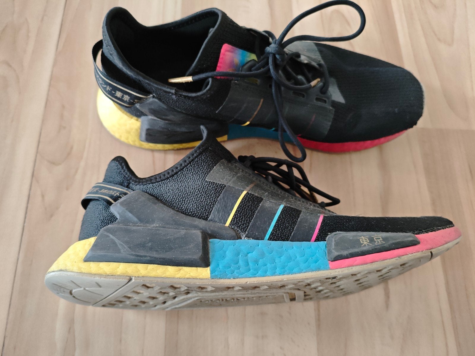 Adidas sneakers maat 45 - Zwart met kleurrijke accenten, Zwart, Ophalen of Verzenden, Sneakers of Gympen, Adidas