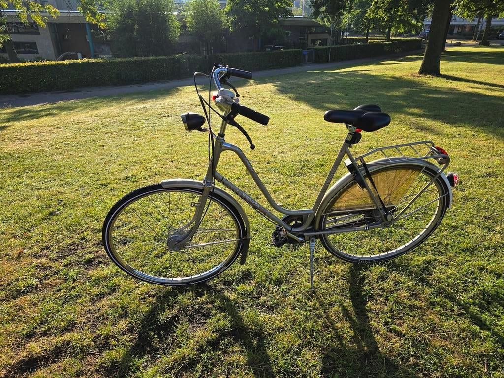 Lightgrijs SPARTA “Miami” omafiets - 56cm, Fietsen en Brommers, Brommers | Tomos, Ophalen, Zo goed als nieuw
