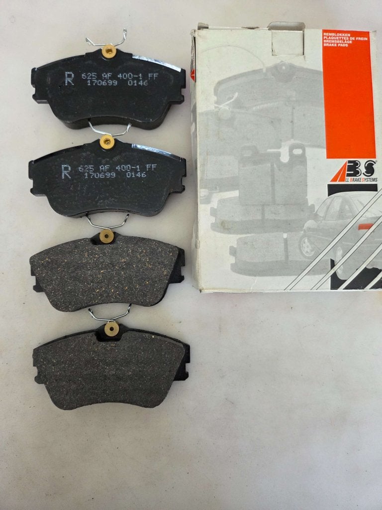 Set Remblokken Volkswagen T4, Niet ingevuld, Niet ingevuld, Ophalen of Verzenden, Niet ingevuld