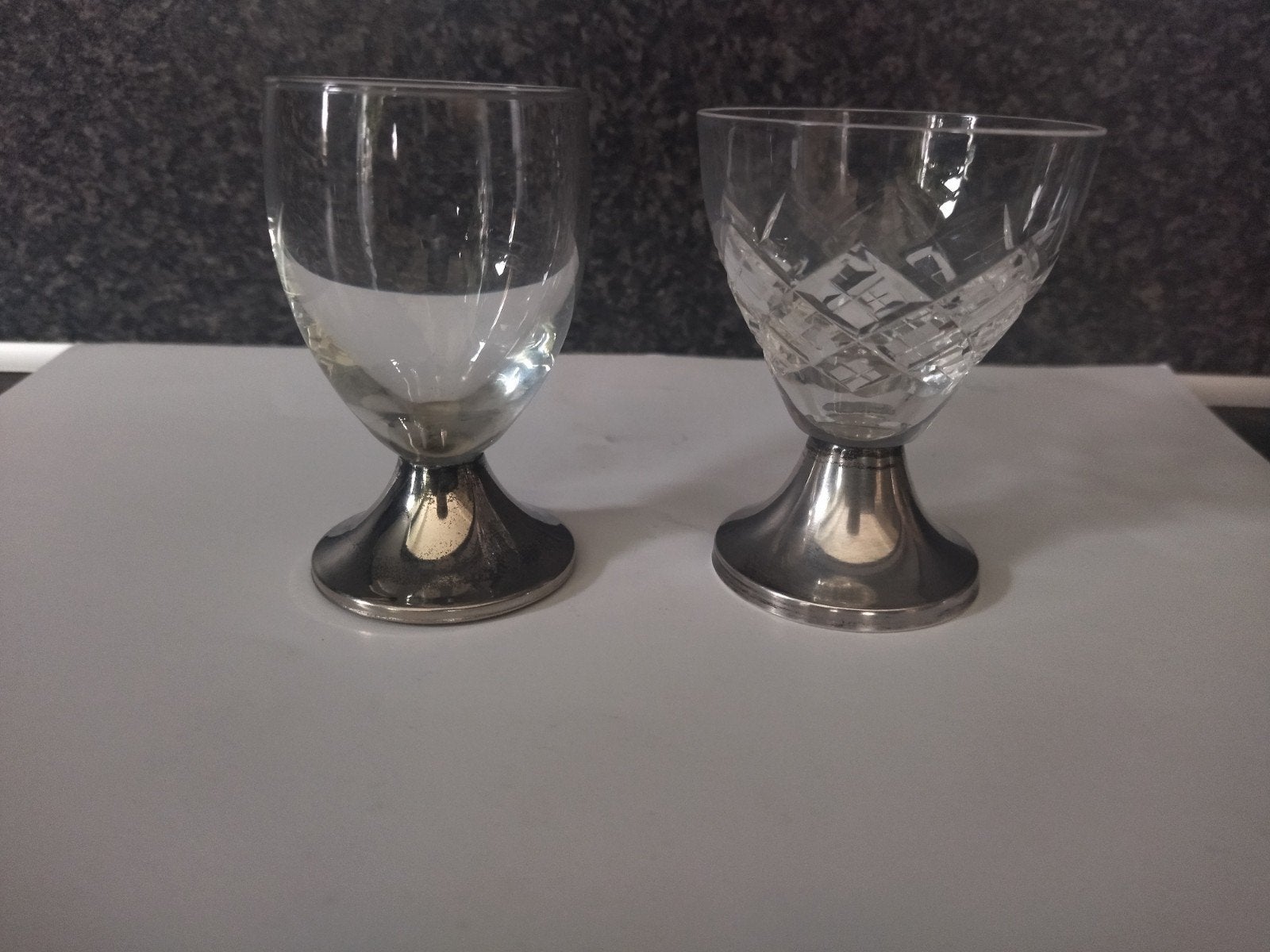 Kristallen borrelglaasje., Antiek en Kunst, Ophalen