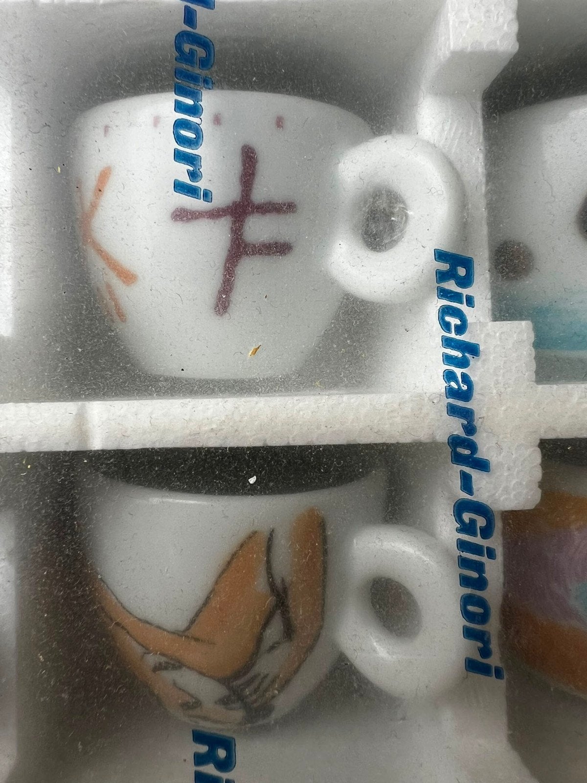 Illy espresso kop en schotel nieuw in doos, Ophalen of Verzenden, Nieuw, Porselein, Kop(pen) en/of Schotel(s)