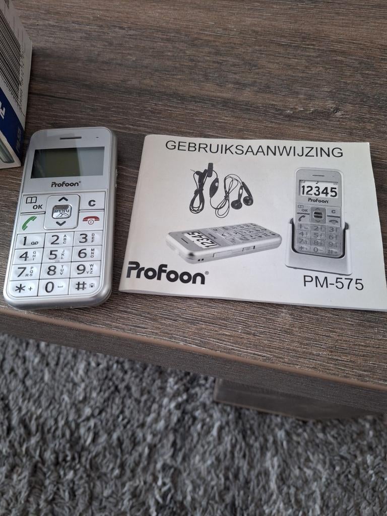 Gsm profoon PM-575, Ophalen of Verzenden, Gebruikt, Geen camera, Zwart