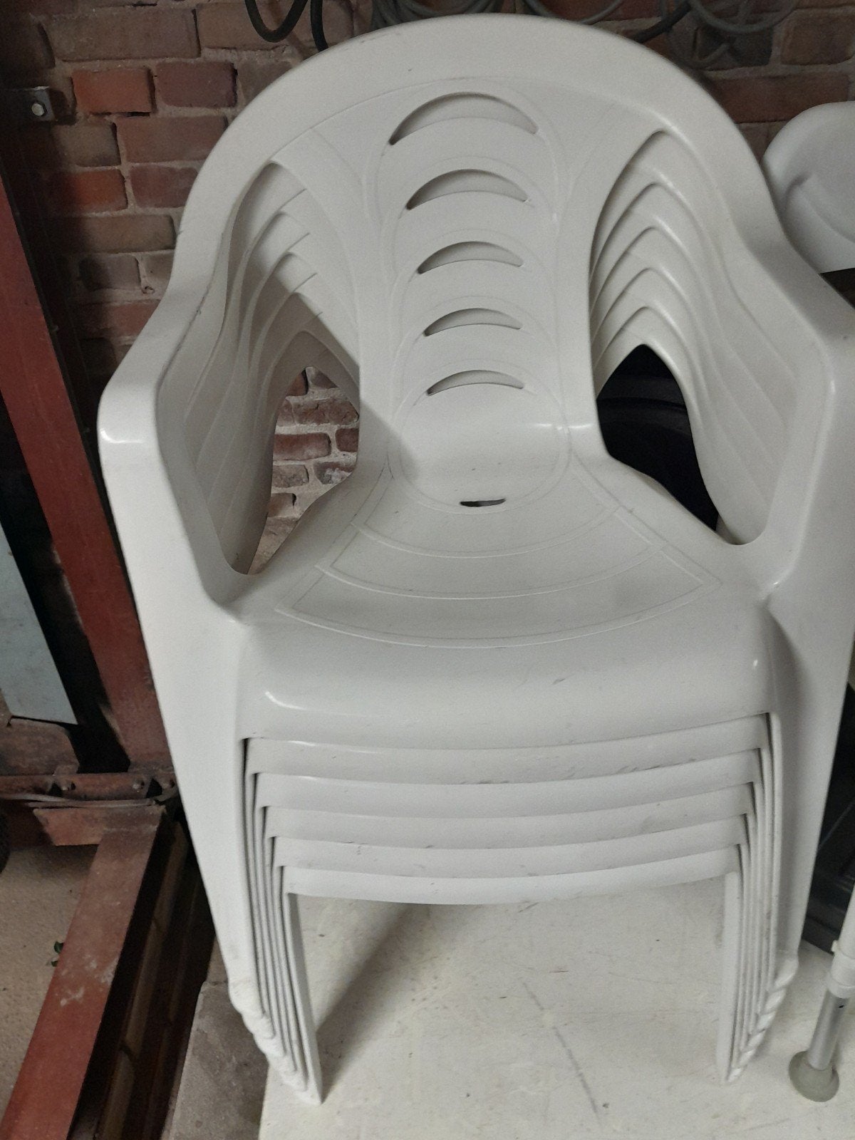 Set van 6 witte kunststof tuinstoelen stapelbaar, Ophalen of Verzenden, Gebruikt, Stapelbaar