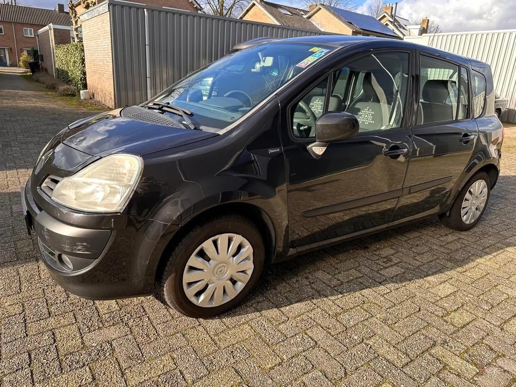 Renault Modus Grand 1,5 dci 2011 euro 5 airco (bj 2011), Auto's, Renault, Euro 5, Stof, Gebruikt, Zwart