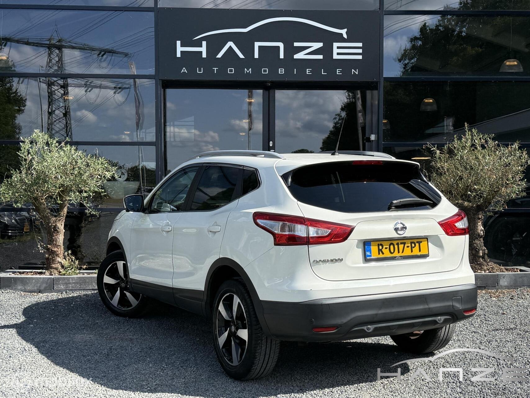Nissan Qashqai 1.6 N-Connecta, Auto's, Voorwielaandrijving, 1618 cc, Gebruikt, Euro 6