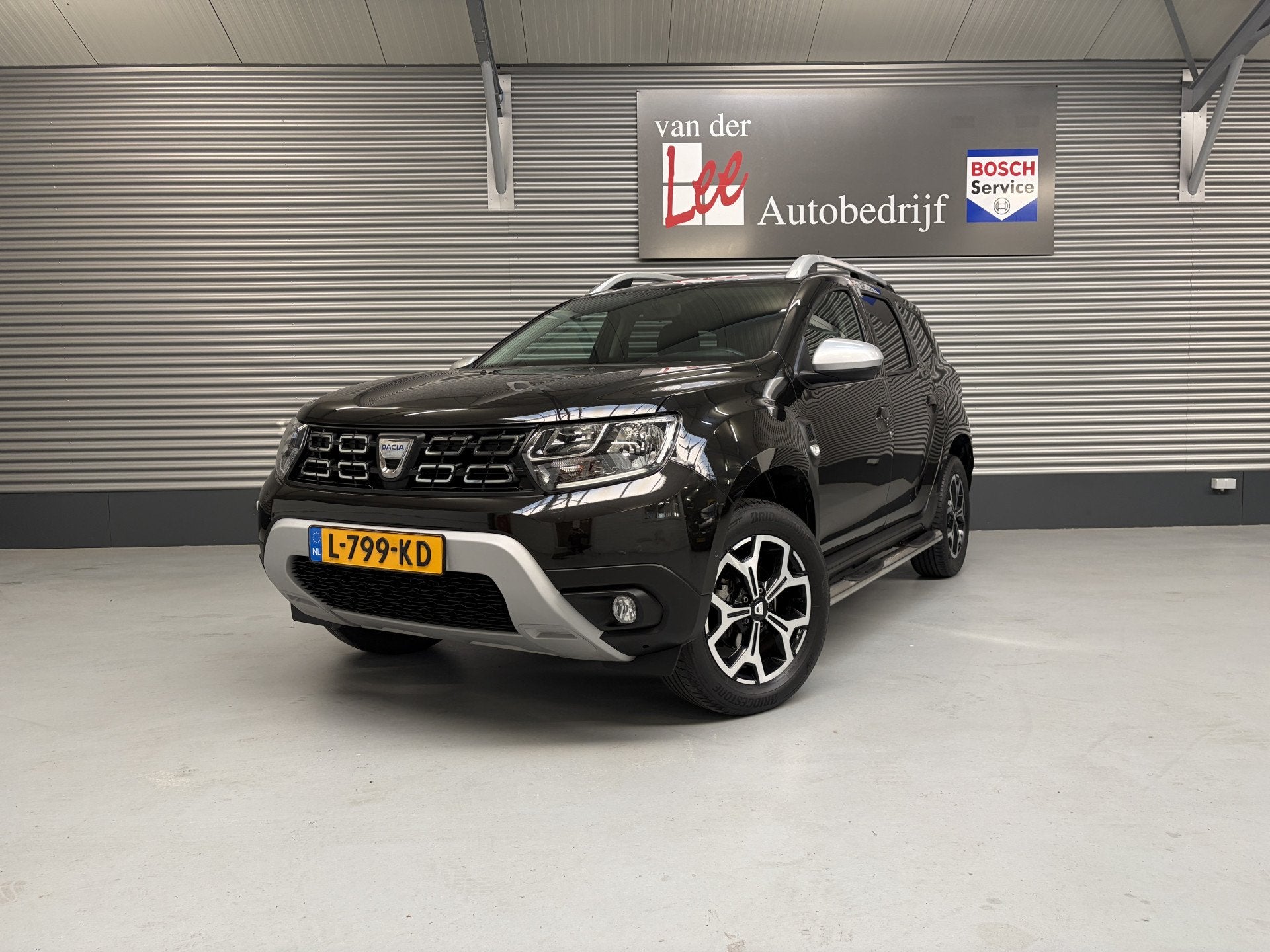 Dacia Duster 1.3 TCe PRESTIGE/CARPLAY/PDC/CAM/TREKH/DODE HOE, Auto's, Dealer onderhouden, Stof, Gebruikt, Duster