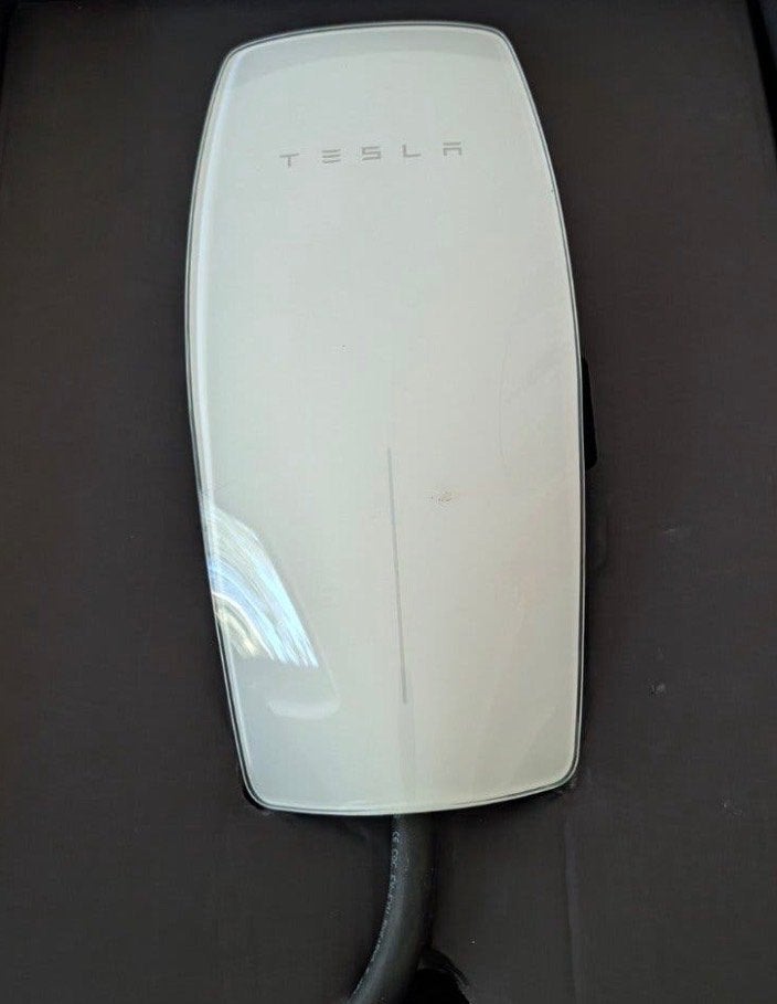 Tesla Wall Connector Gen 3 Laadpaal (2023), Ophalen, Zo goed als nieuw, Laadpaal en Laadkabel