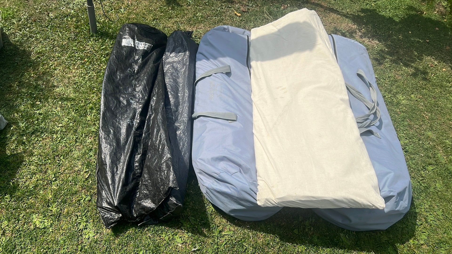 Voortent caravan pvc, Ophalen, Zo goed als nieuw