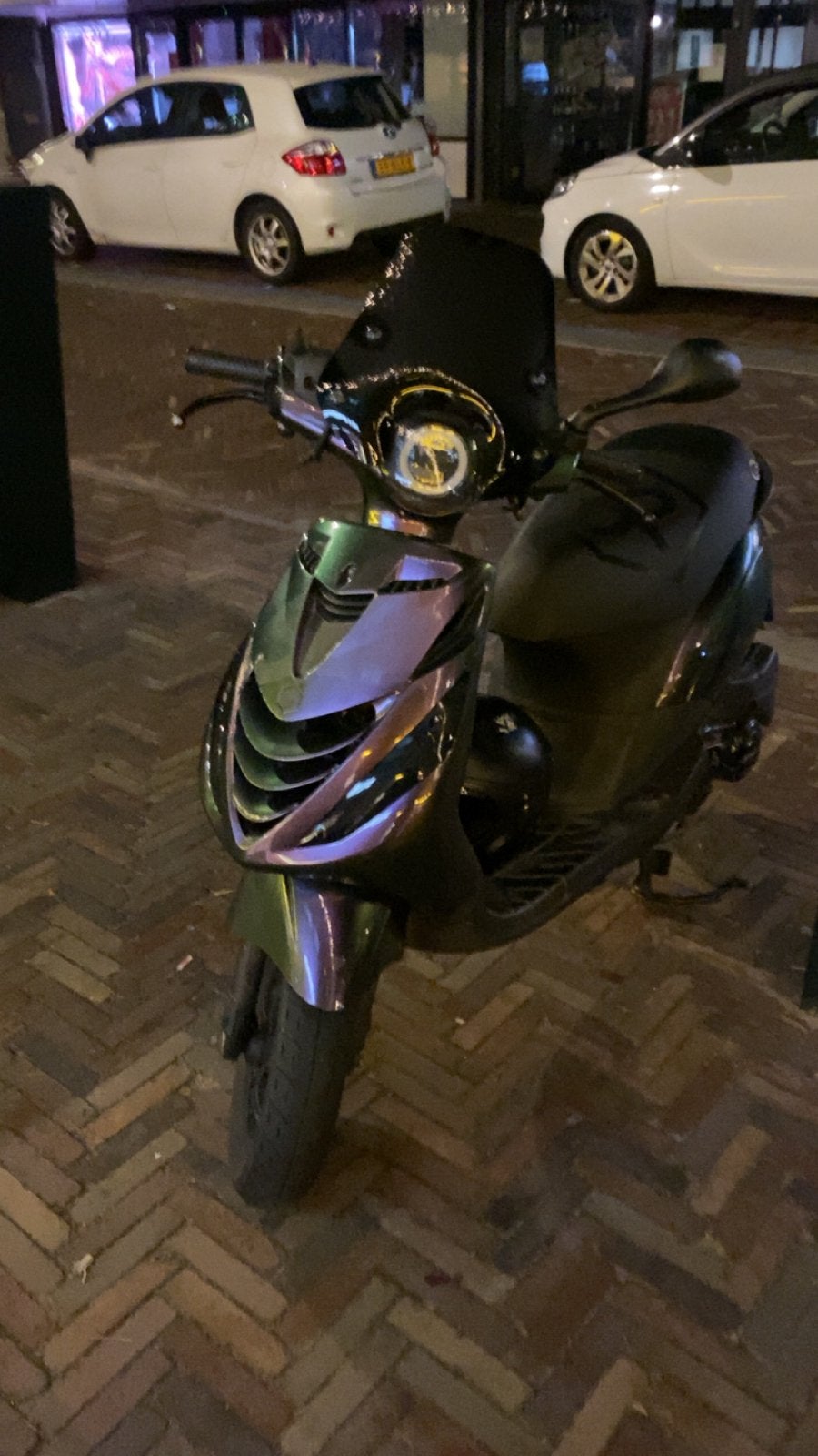 Piaggio zip 4t 50cc 2016, Fietsen en Brommers, Scooters | Piaggio, Ophalen, Maximaal 45 km/u, Zip, Zo goed als nieuw