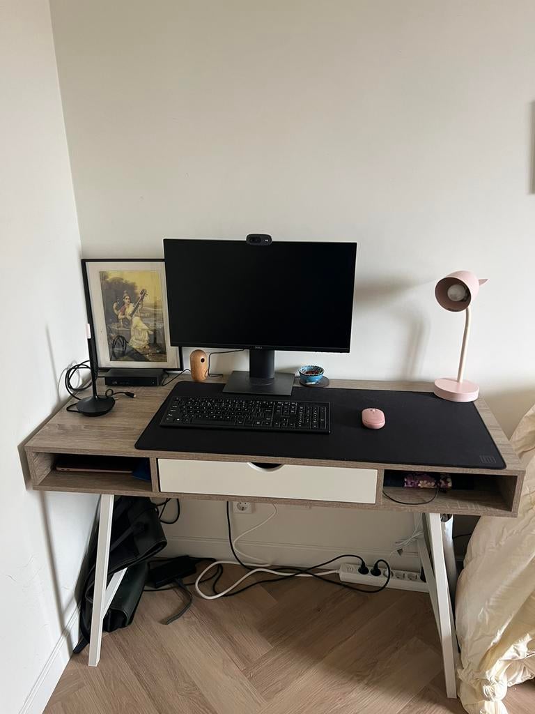 Office table, Huis en Inrichting, Bureaus, Ophalen, Zo goed als nieuw