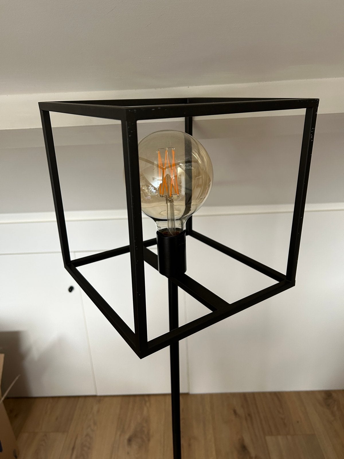 Zwarte staande lamp industrieel 155cm hoog, Ophalen, Zo goed als nieuw, Metaal, 150 tot 200 cm