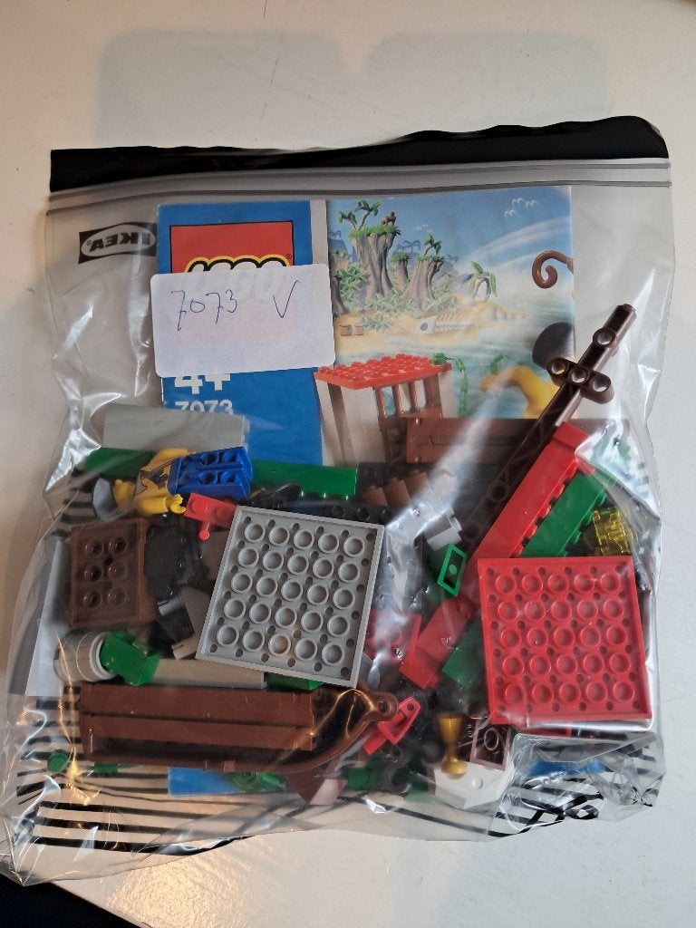 Lego Pirates 7073: Piraten Eiland, Gebruikt, Lego, Inclusief instructies, Complete set