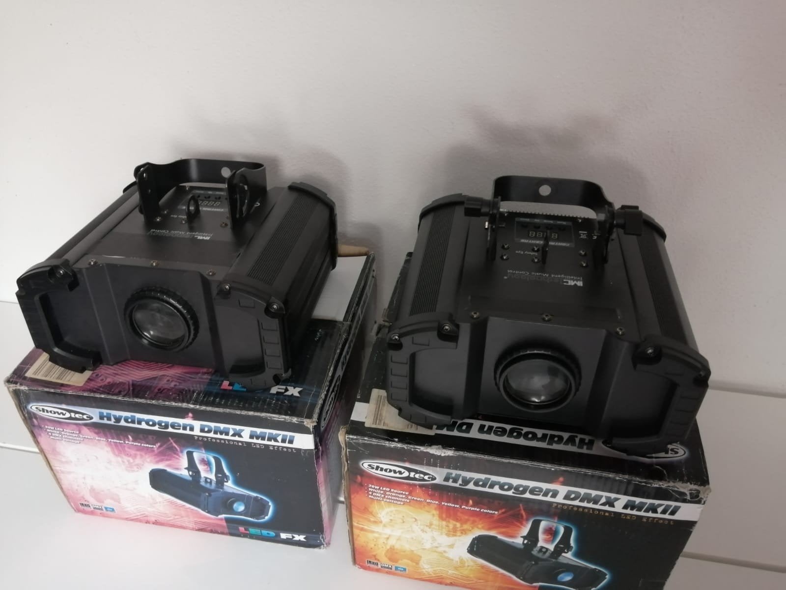 2x Showtec Hydrogen DMX MKII, Muziek en Instrumenten, Ophalen of Verzenden, Zo goed als nieuw, Licht