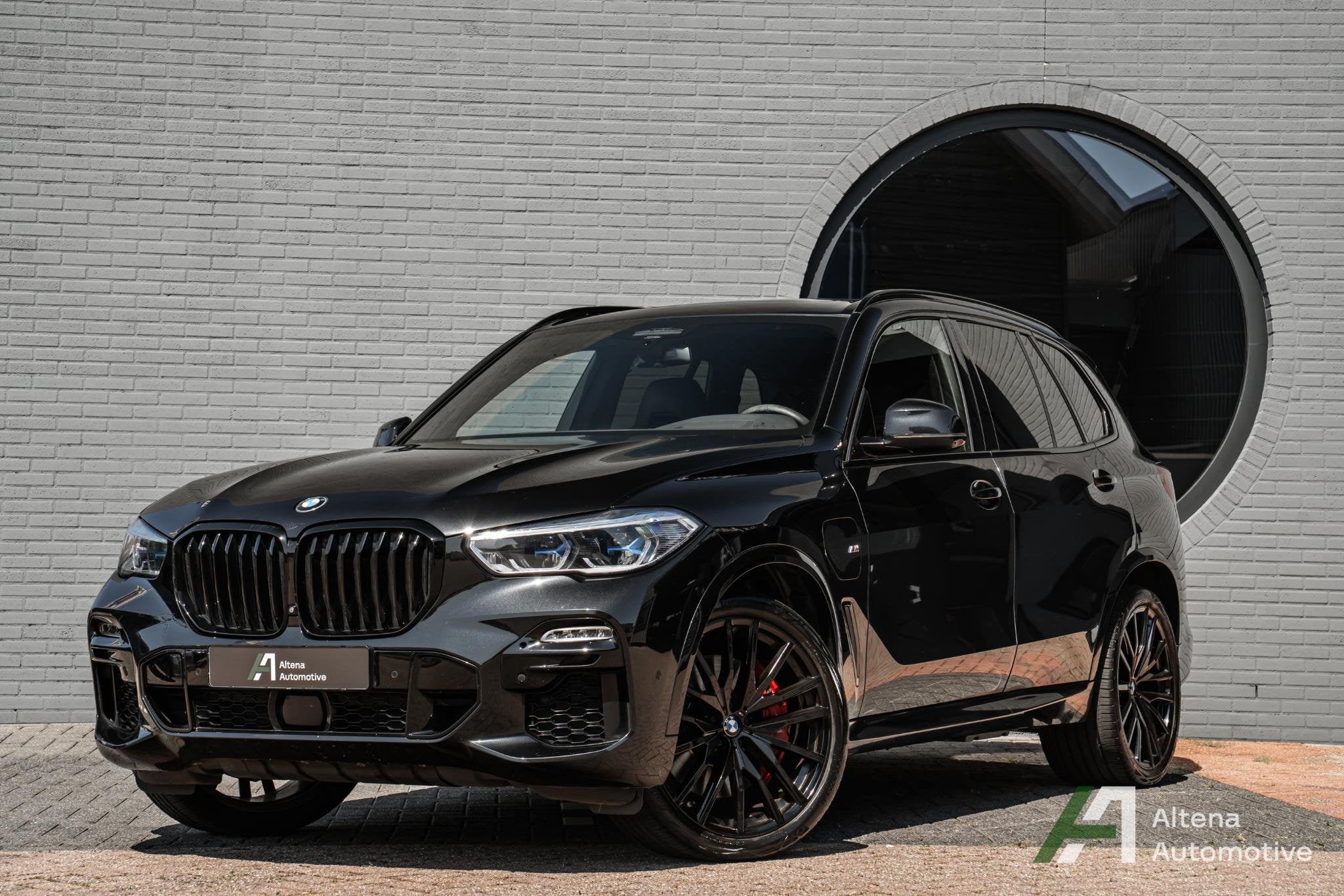 BMW X5 xDrive45e High Executive M-sport, BTW, M-sport stoele, Auto's, Automaat, 12 maanden, Gebruikt, 394 pk