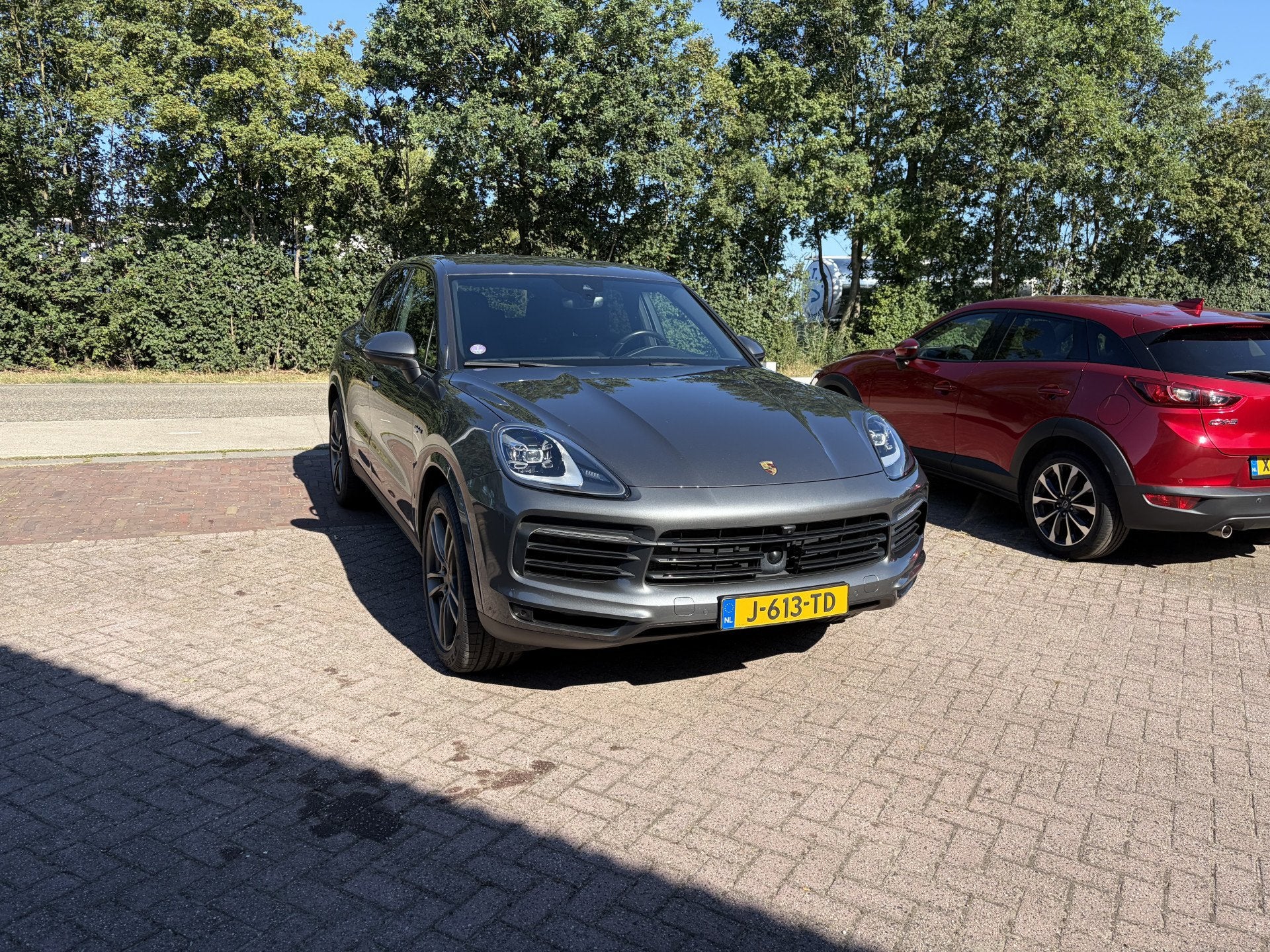 Porsche Cayenne 3.0 E-Hybrid TREKHAAK SPORTCHRONO 360CAM BOS, Auto's, Porsche, Automaat, Cayenne, 136 pk, Bedrijf