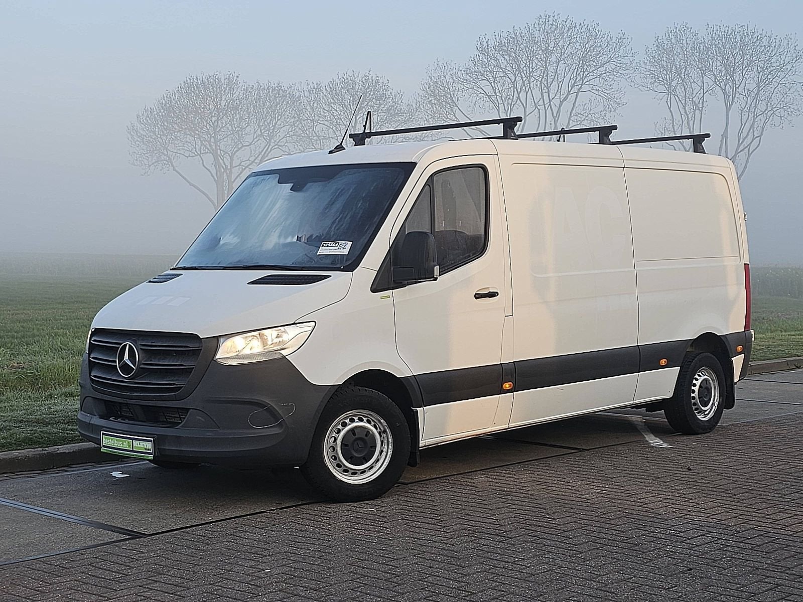 MERCEDES-BENZ SPRINTER 211 l2h1 euro6 mbux ac!, Auto's, Bestelauto's, Gebruikt, Euro 6, Wit, Mercedes-Benz