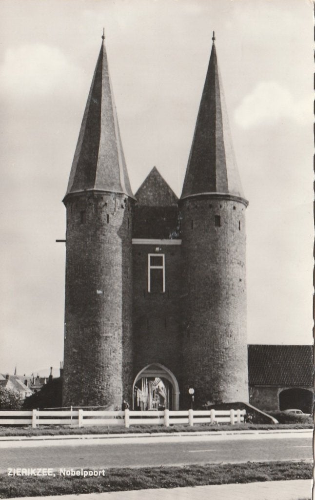 ZIERIKZEE Nobelpoort, Verzamelen, Verzenden, 1960 tot 1980, Gelopen, Zeeland