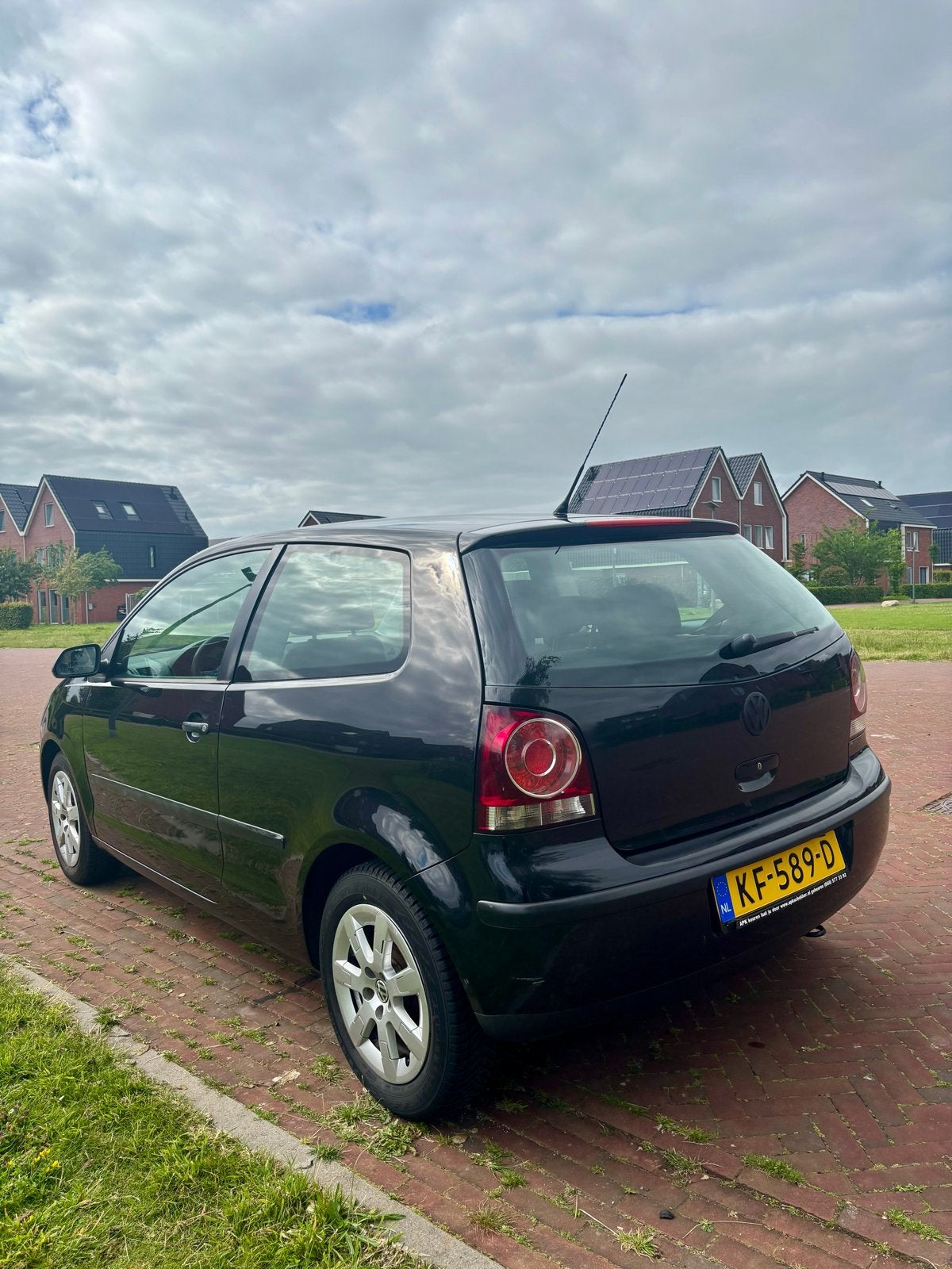 Volkswagen Polo 1.2 2006 Zwart, Auto's, Volkswagen, 54 pk, 989 kg, 1198 cc, Zwart