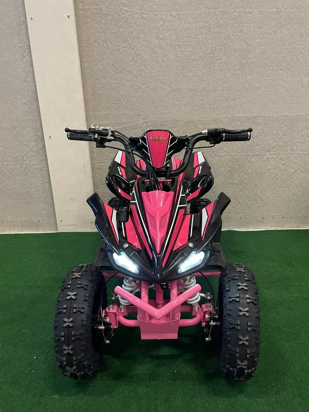 Nieuwe Ultra 1000 watt elektrische roze mini kinder quad, Kinderen en Baby's, Ultra, Nieuw, De kooi, De kooi