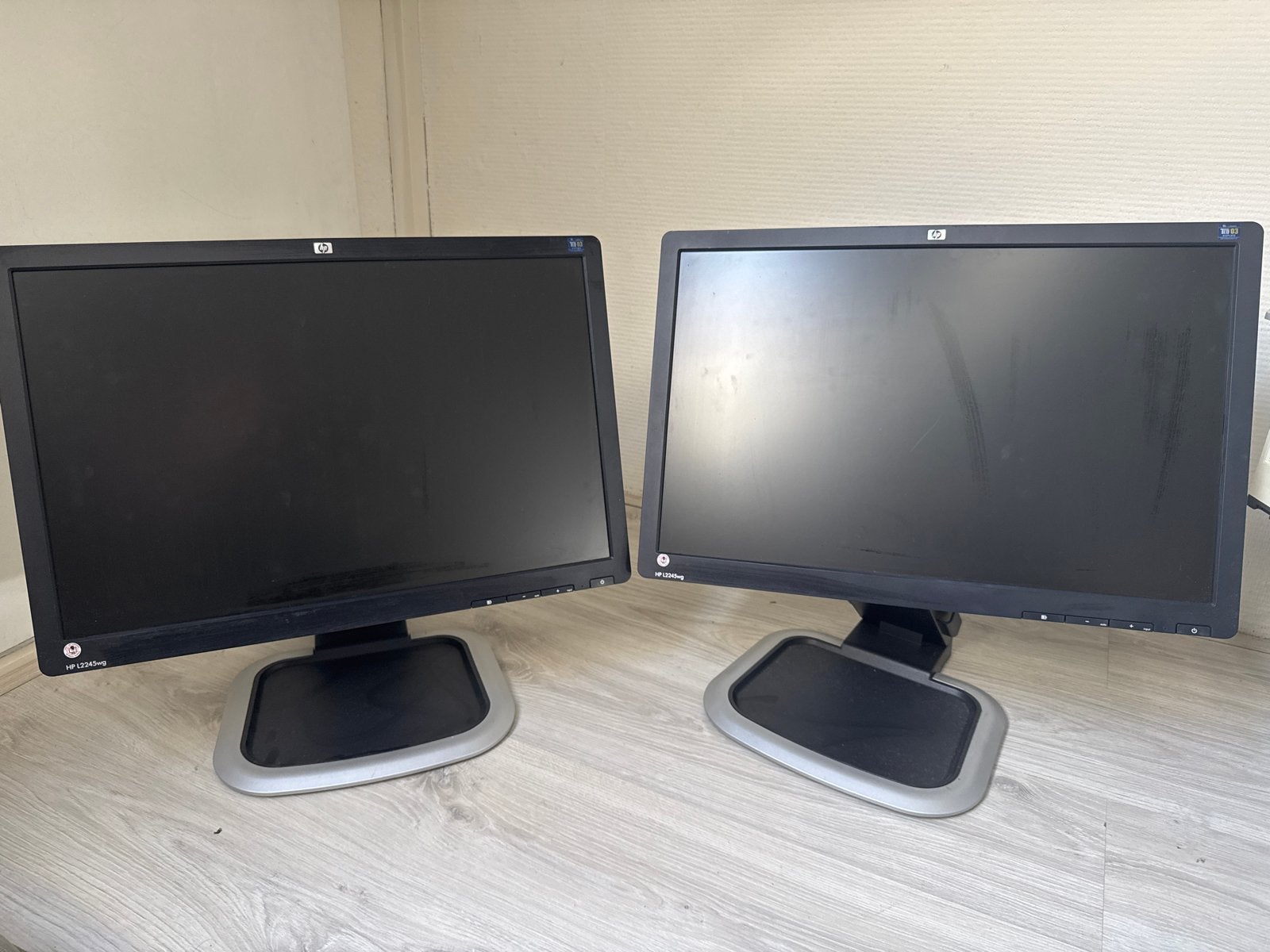 HP L2245wg Monitor - Prijs per stuk, Computers en Software, Monitoren, Ophalen, Gebruikt, Full HD
