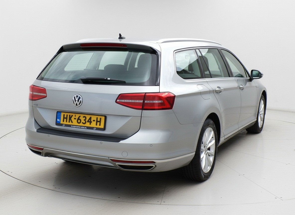 Volkswagen Passat Variant 1.4 TSI GTE Highline|ACC|Trekh|PDC, Auto's, Volkswagen, Gebruikt, Grijs, Hybride Elektrisch/Benzine