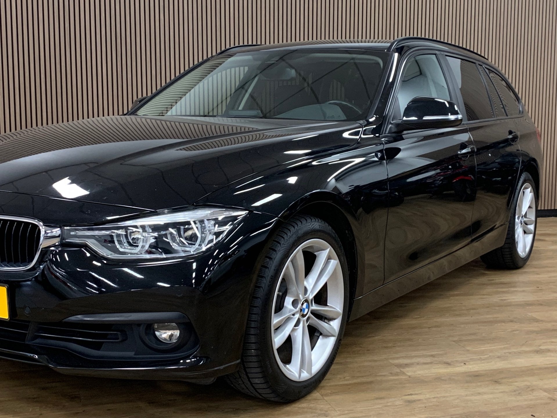 BMW 3-serie Touring 320i xDrive M Sport Edition|157000KM|Aut, Auto's, Automaat, 1998 cc, 15 km/l, 4 cilinders