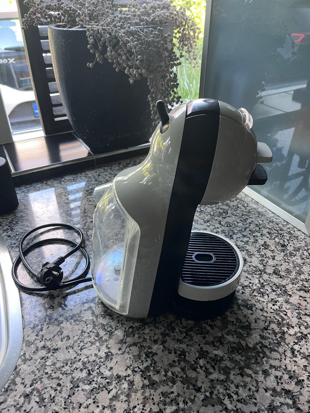 Dolce gusto minime, Koffiemachine, Ophalen of Verzenden, Zo goed als nieuw, 4 tot 10 kopjes