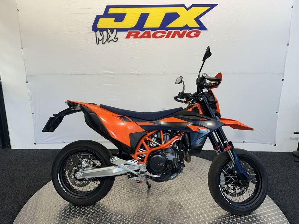 KTM 690 SMC R demo, Motoren, 693 cc, KTM, Motorrijbewijs A, Bedrijf
