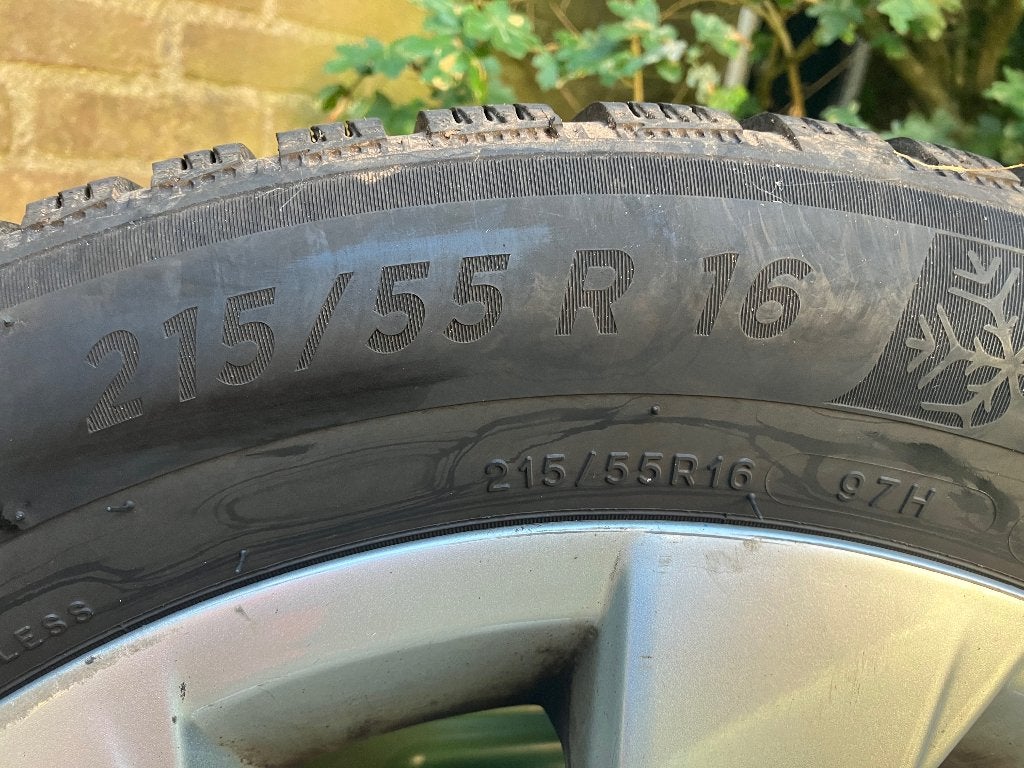 16" alu velgen + winterbanden M+S  6mm Michelin ALPIN 6, Ophalen, 16 inch, Banden en Velgen, Winterbanden
