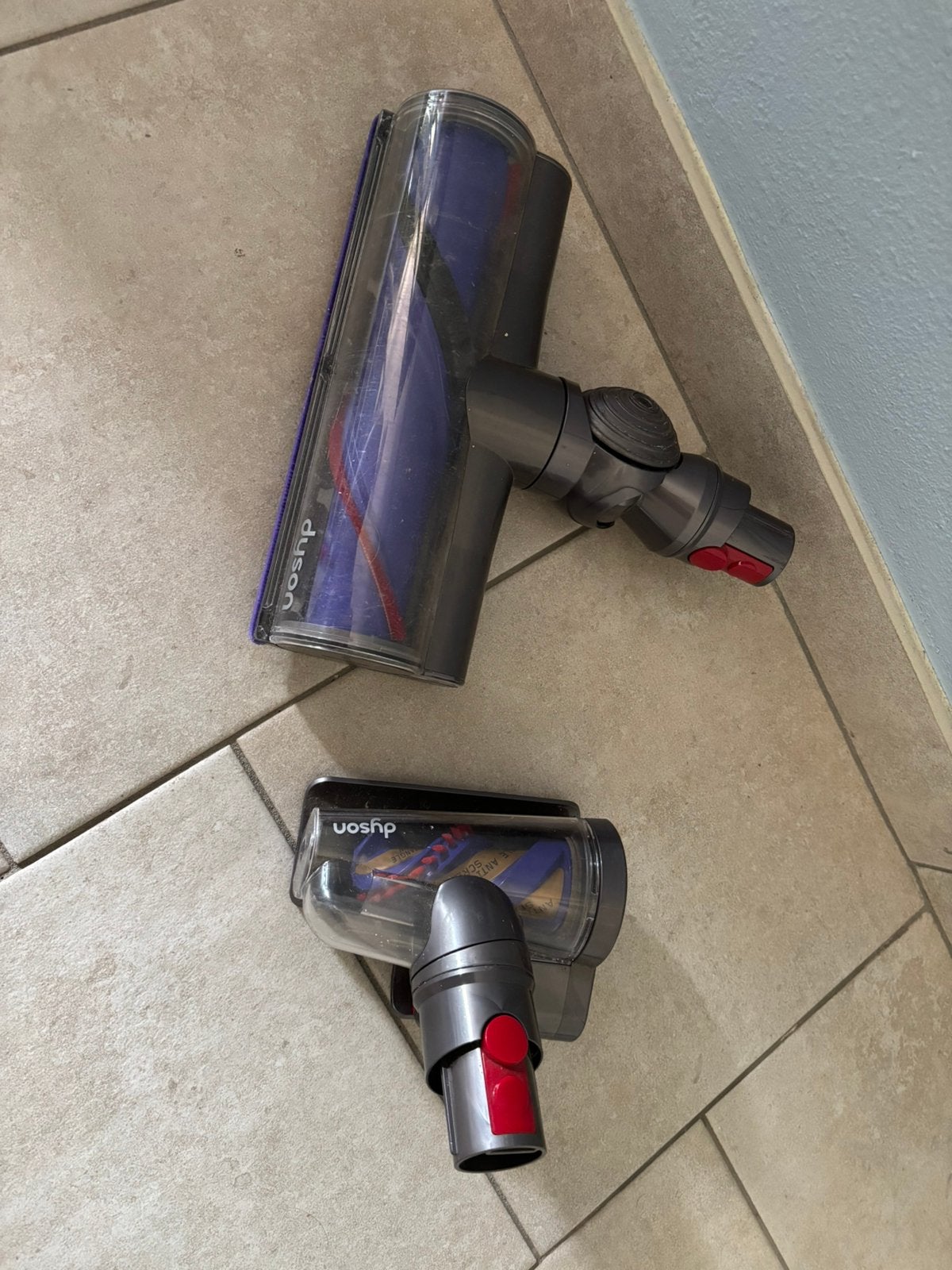 Dyson borstels v 12, Witgoed en Apparatuur, Ophalen of Verzenden, Zo goed als nieuw, 1200 tot 1600 watt