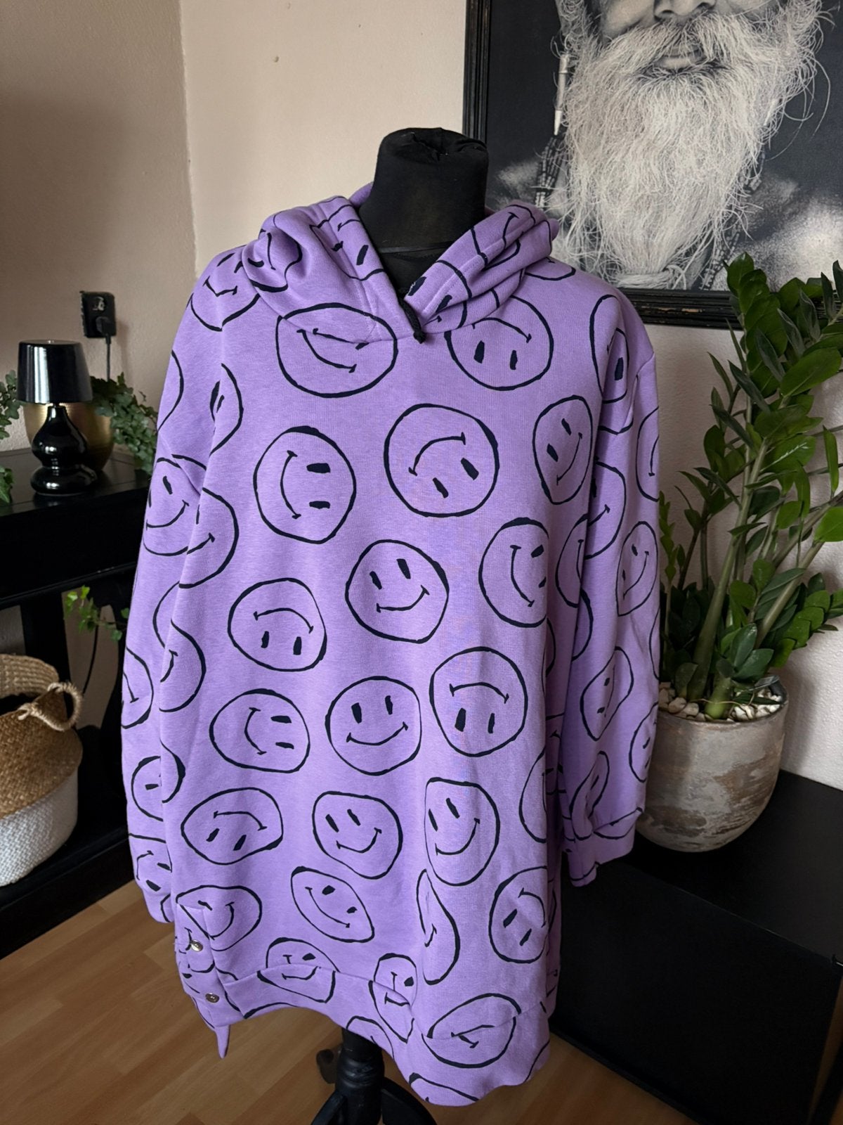 AKH mooie paarse hoodie/trui  smiley mt 48/50 NIEUW, Ophalen of Verzenden, Nieuw, Paars, Trui of Vest
