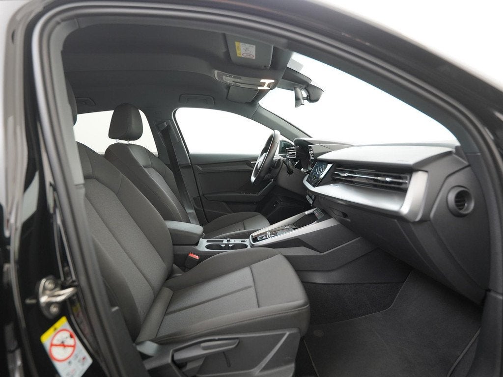 Audi A3 Sportback 40 TFSIe Advanced | Shadow Look | Trekhaak, Auto's, Audi, 12 maanden, Stof, Gebruikt, Zwart