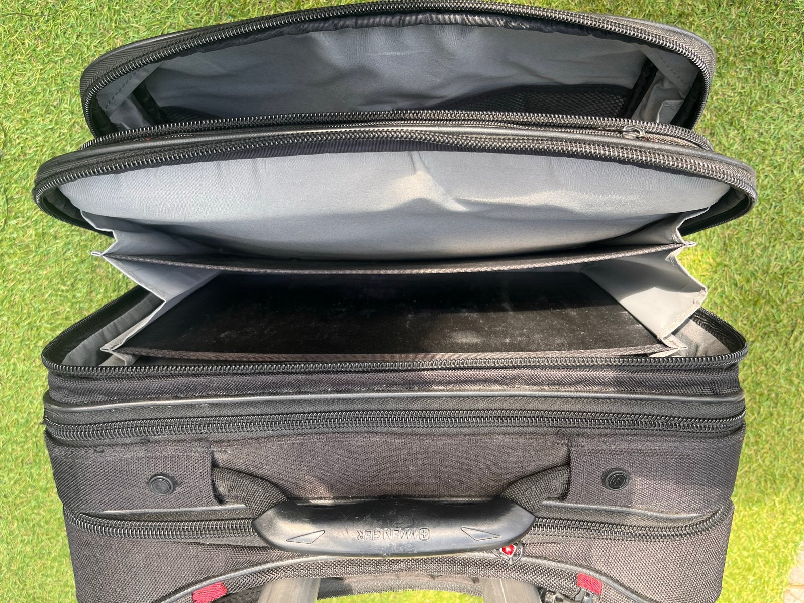 Wenger Trolley Reis/Laptop/Aktetas - Compact & Handig, Gebruikt, 20 tot 30 cm, Zwart, Minder dan 40 cm
