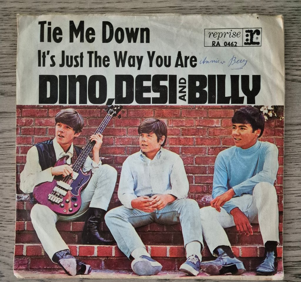 Dino, Desi & Billy – Tie Me Down, Gebruikt, 7 inch, Ophalen of Verzenden, Pop