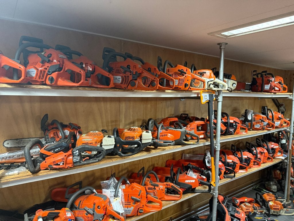 kettingzaag veel voorraad vanaf 100 euro, Tuin en Terras, Ophalen of Verzenden, Zo goed als nieuw, Onkruidsteker, Husqvarna