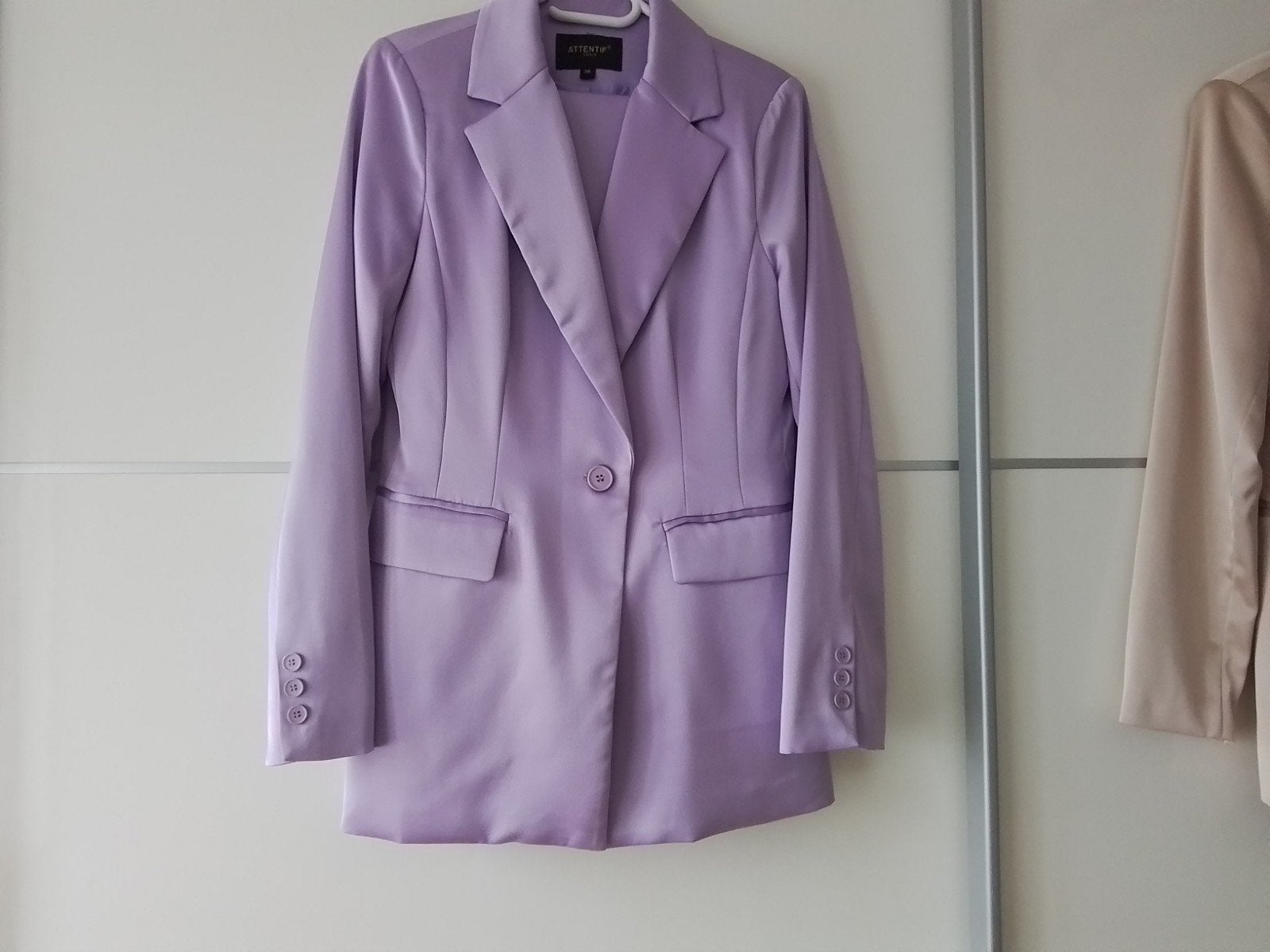 Mooie pak., Kleding | Dames, Verzenden, Zo goed als nieuw, Maat 38/40 (M), Paars