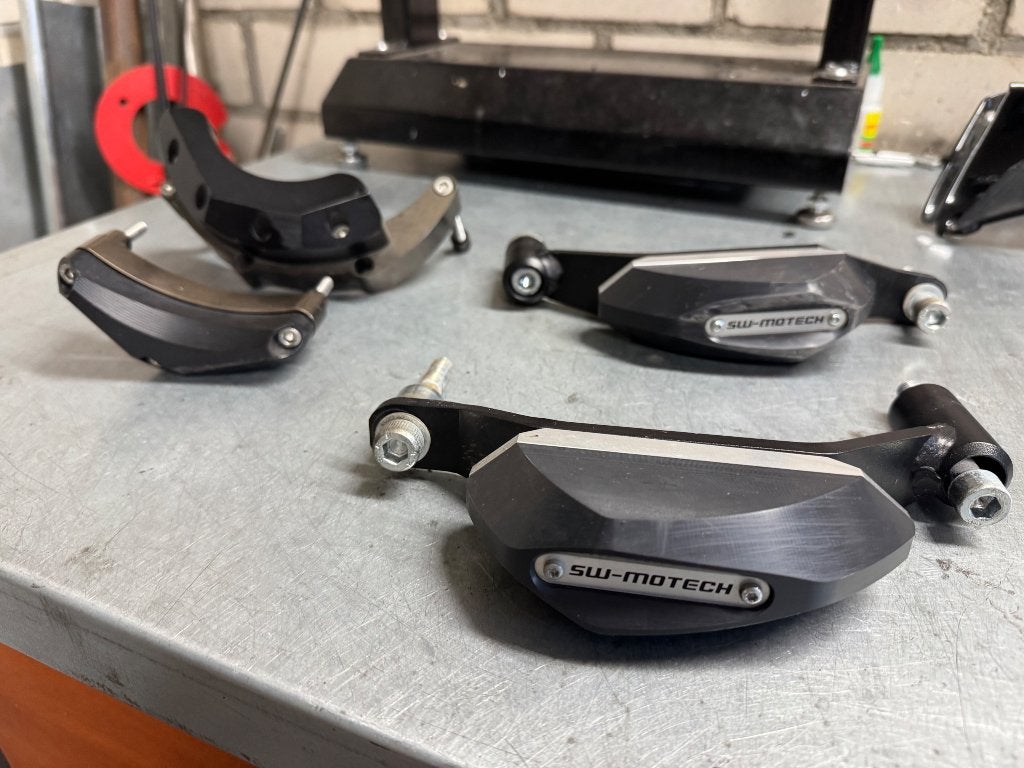 Mt09 valdoppen mt 09 crash protectors sw-motech, Motoren, Onderdelen | Yamaha, Ophalen of Verzenden, Gebruikt